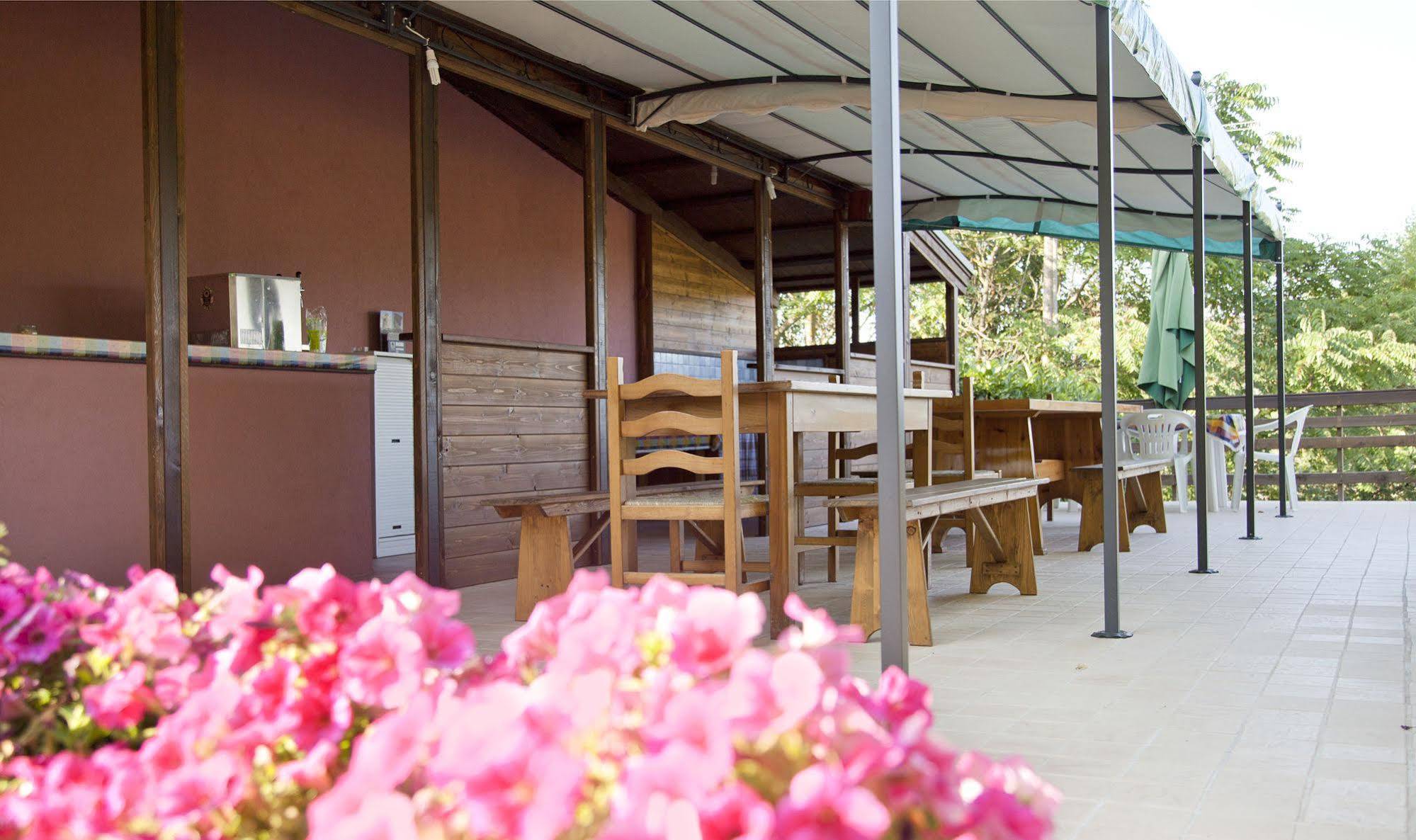אורבניה Country House Angelo Blu מראה חיצוני תמונה